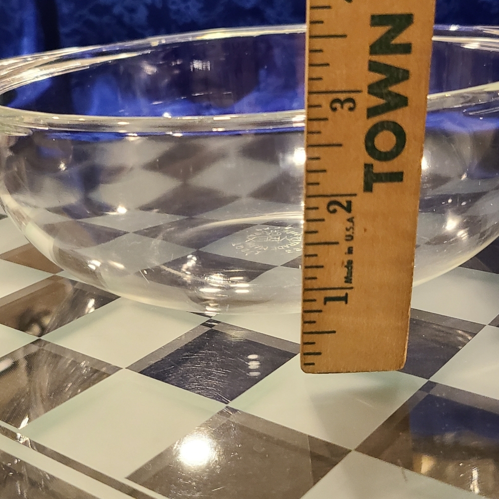 Pyrex Glass Dish - Picture 6 of 12